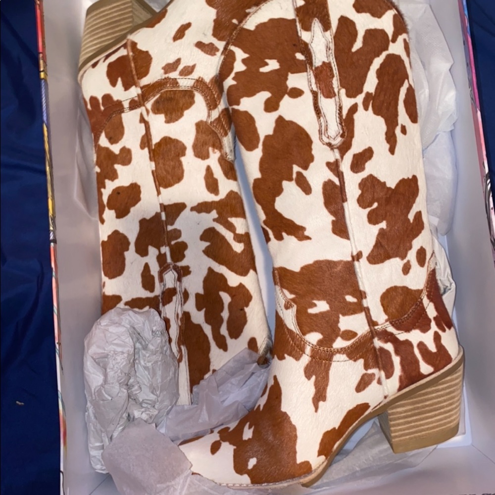 Cowboy boots crow print boots